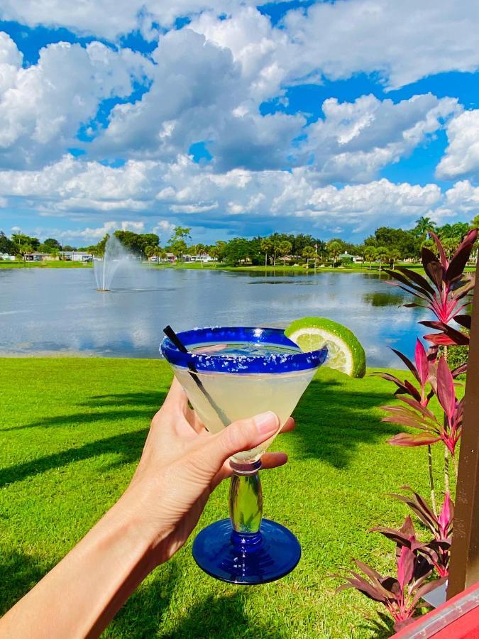Royal Inn Hotel Royal Palm Beach Eksteriør bilde