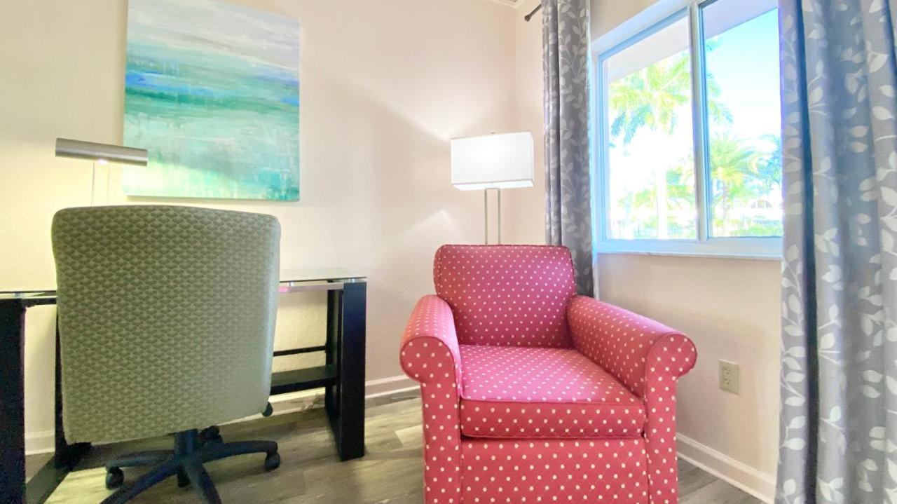 Royal Inn Hotel Royal Palm Beach Eksteriør bilde