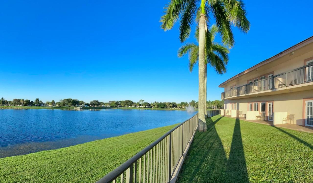 Royal Inn Hotel Royal Palm Beach Eksteriør bilde