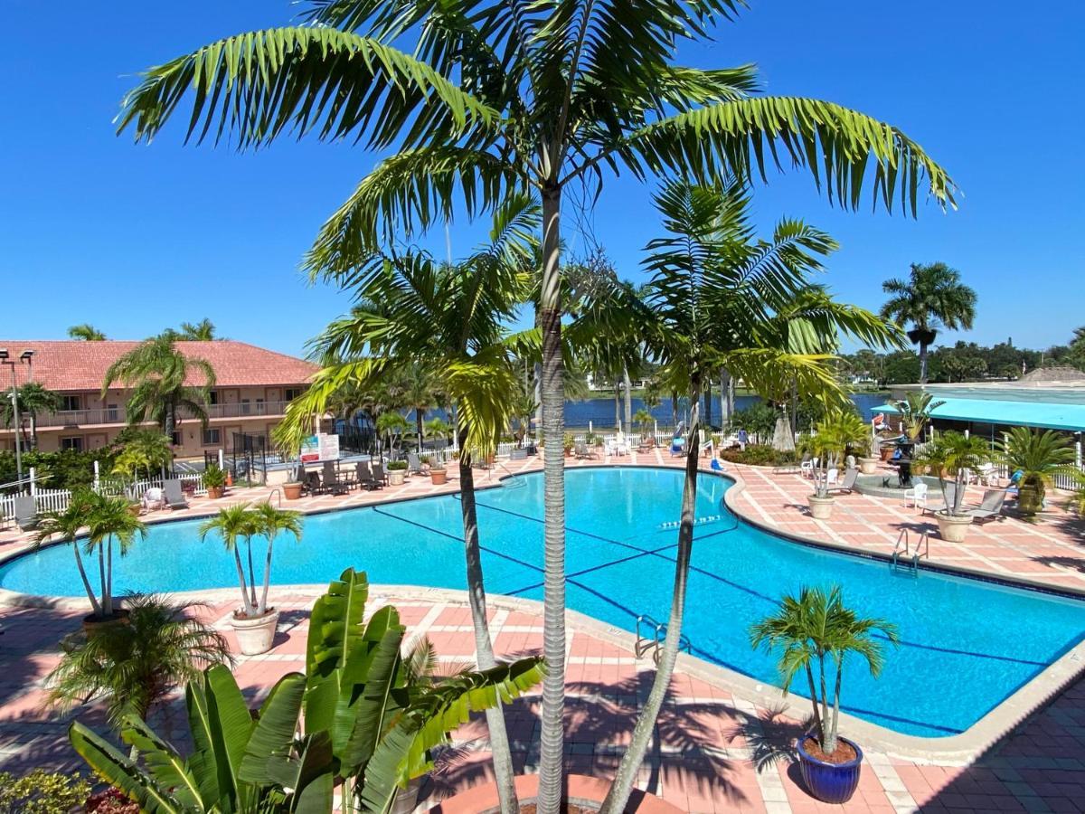 Royal Inn Hotel Royal Palm Beach Eksteriør bilde